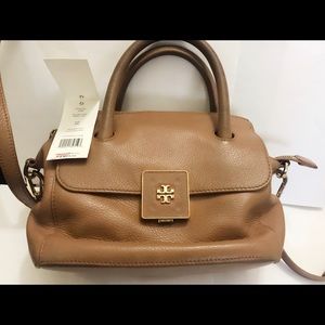 Authentic Tory Burch Crossbody bag (used)